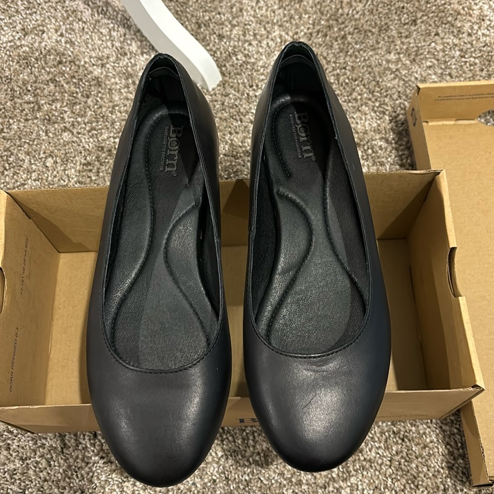 NIB Born Adour Black flats, size 8